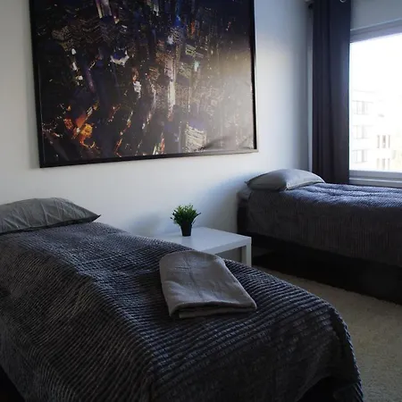 Apartment Center 4-room Parking