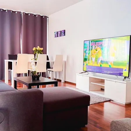 Center 4-room Parking