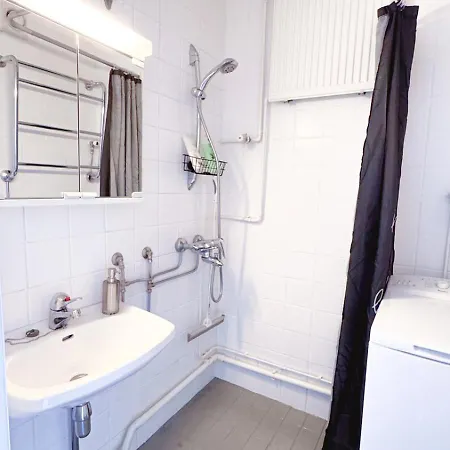 Center 4-room Parking